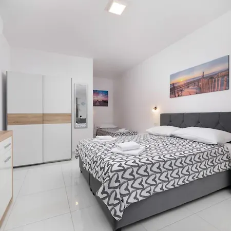 Apartments Jana Salatic Room photo