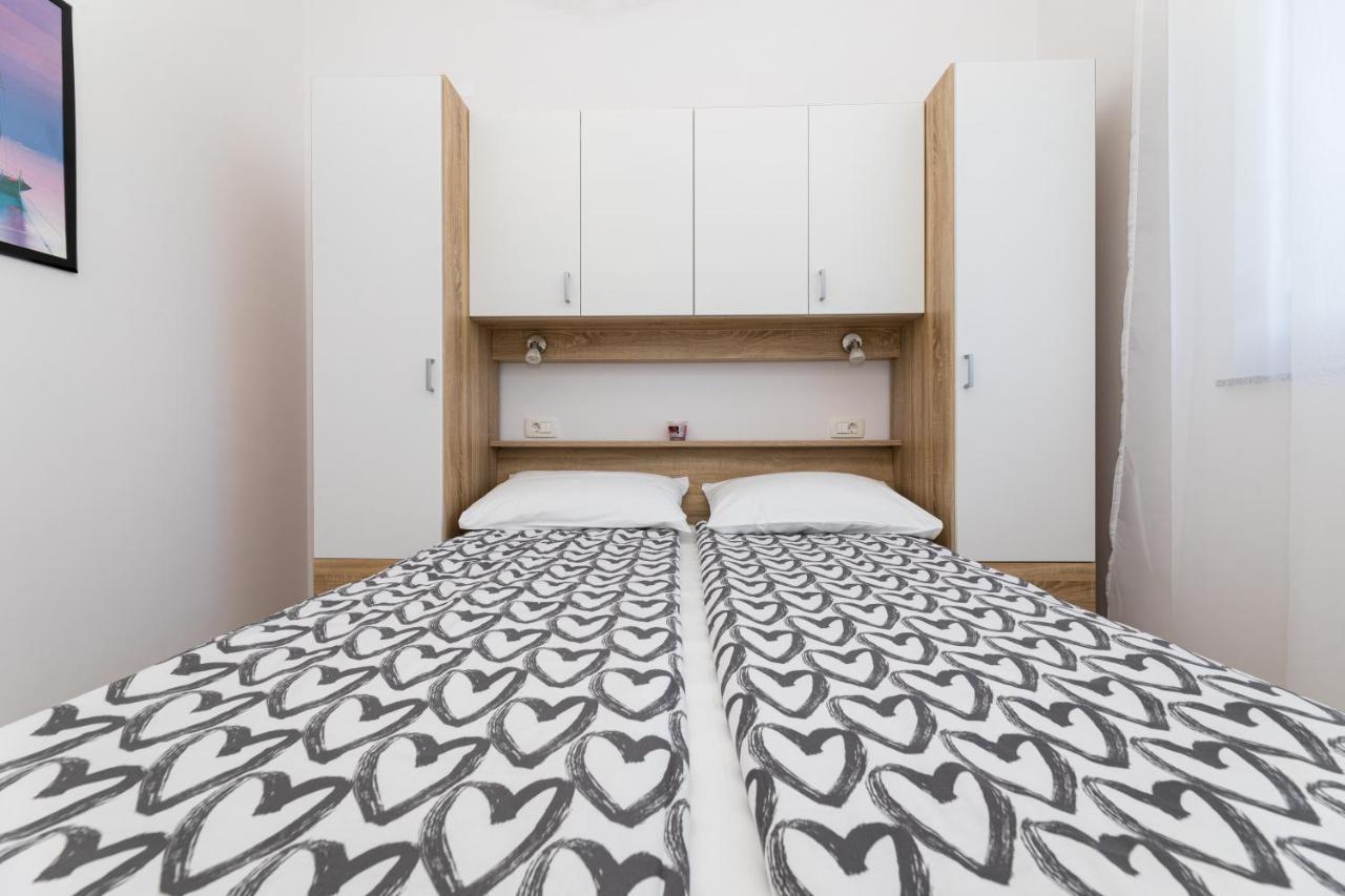 Jana Apartment